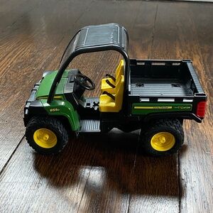 Bruder 09812 John Deere Gator XUV